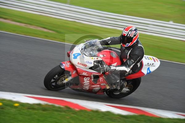 Motorcycle action photographs;Trackday digital images;event digital images;eventdigitalimages;no limits trackday;oulton park;oulton park circuit cheshire;oulton park photographs;peter wileman photography;trackday;trackday photos