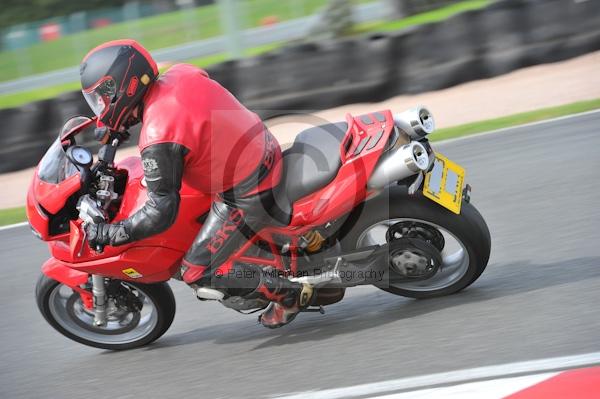 Motorcycle action photographs;Trackday digital images;event digital images;eventdigitalimages;no limits trackday;oulton park;oulton park circuit cheshire;oulton park photographs;peter wileman photography;trackday;trackday photos