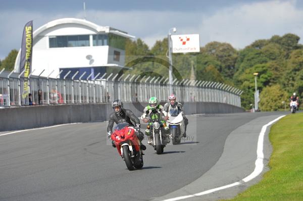 Motorcycle action photographs;Trackday digital images;event digital images;eventdigitalimages;no limits trackday;oulton park;oulton park circuit cheshire;oulton park photographs;peter wileman photography;trackday;trackday photos
