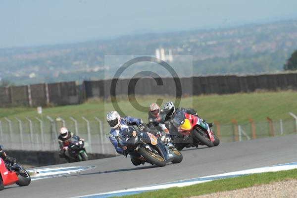 Motorcycle action photographs;Trackday digital images;donington;donington park leicestershire;donington photographs;event digital images;eventdigitalimages;no limits trackday;peter wileman photography;trackday;trackday photos