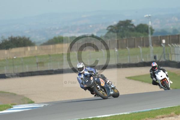 Motorcycle action photographs;Trackday digital images;donington;donington park leicestershire;donington photographs;event digital images;eventdigitalimages;no limits trackday;peter wileman photography;trackday;trackday photos