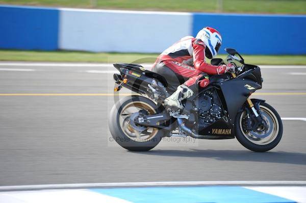 Motorcycle action photographs;Trackday digital images;donington;donington park leicestershire;donington photographs;event digital images;eventdigitalimages;no limits trackday;peter wileman photography;trackday;trackday photos