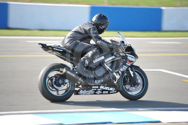 Motorcycle action photographs;Trackday digital images;donington;donington park leicestershire;donington photographs;event digital images;eventdigitalimages;no limits trackday;peter wileman photography;trackday;trackday photos