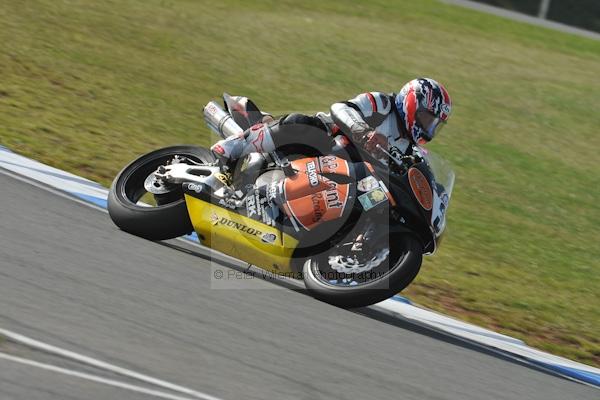 Motorcycle action photographs;Trackday digital images;donington;donington park leicestershire;donington photographs;event digital images;eventdigitalimages;no limits trackday;peter wileman photography;trackday;trackday photos