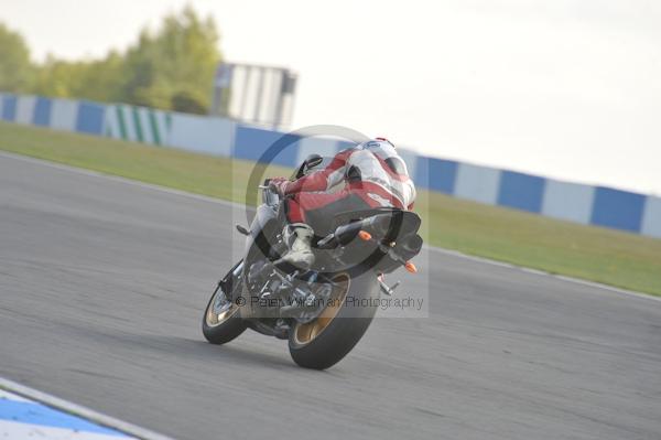 Motorcycle action photographs;Trackday digital images;donington;donington park leicestershire;donington photographs;event digital images;eventdigitalimages;no limits trackday;peter wileman photography;trackday;trackday photos
