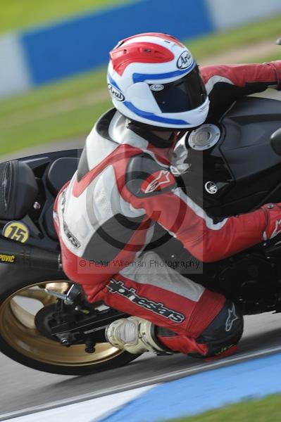 Motorcycle action photographs;Trackday digital images;donington;donington park leicestershire;donington photographs;event digital images;eventdigitalimages;no limits trackday;peter wileman photography;trackday;trackday photos