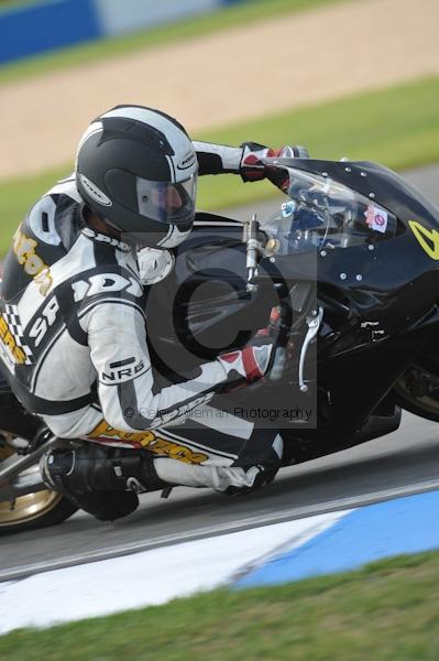 Motorcycle action photographs;Trackday digital images;donington;donington park leicestershire;donington photographs;event digital images;eventdigitalimages;no limits trackday;peter wileman photography;trackday;trackday photos