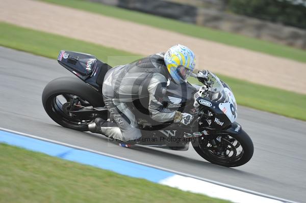 Motorcycle action photographs;Trackday digital images;donington;donington park leicestershire;donington photographs;event digital images;eventdigitalimages;no limits trackday;peter wileman photography;trackday;trackday photos