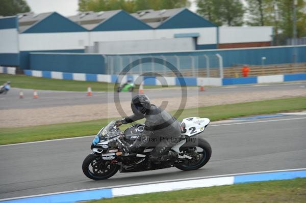 Motorcycle action photographs;Trackday digital images;donington;donington park leicestershire;donington photographs;event digital images;eventdigitalimages;no limits trackday;peter wileman photography;trackday;trackday photos