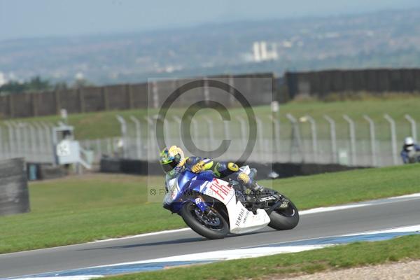 Motorcycle action photographs;Trackday digital images;donington;donington park leicestershire;donington photographs;event digital images;eventdigitalimages;no limits trackday;peter wileman photography;trackday;trackday photos