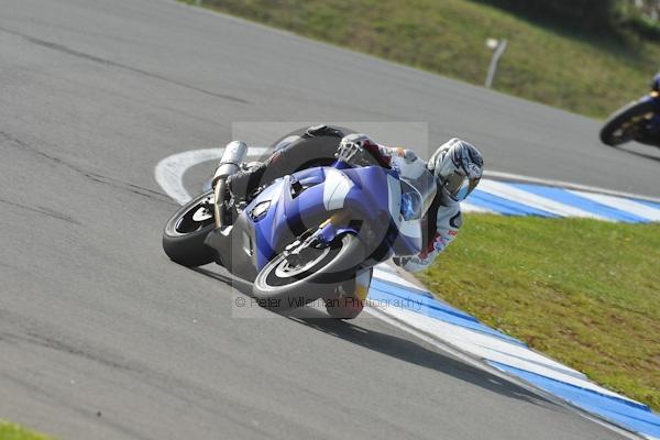 Motorcycle action photographs;Trackday digital images;donington;donington park leicestershire;donington photographs;event digital images;eventdigitalimages;no limits trackday;peter wileman photography;trackday;trackday photos