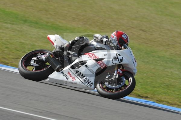 Motorcycle action photographs;Trackday digital images;donington;donington park leicestershire;donington photographs;event digital images;eventdigitalimages;no limits trackday;peter wileman photography;trackday;trackday photos