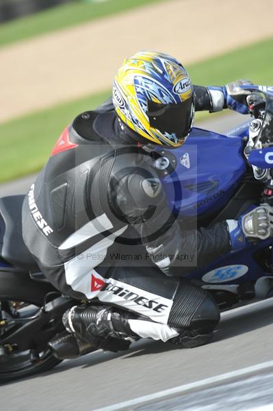 Motorcycle action photographs;Trackday digital images;donington;donington park leicestershire;donington photographs;event digital images;eventdigitalimages;no limits trackday;peter wileman photography;trackday;trackday photos