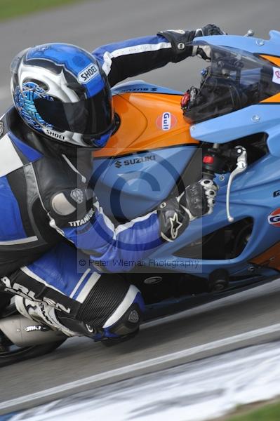Motorcycle action photographs;Trackday digital images;donington;donington park leicestershire;donington photographs;event digital images;eventdigitalimages;no limits trackday;peter wileman photography;trackday;trackday photos