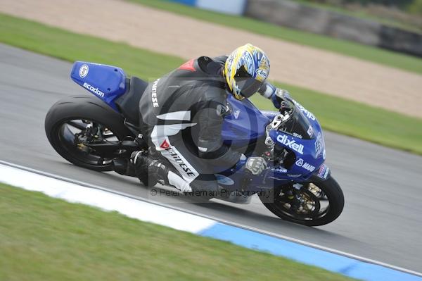 Motorcycle action photographs;Trackday digital images;donington;donington park leicestershire;donington photographs;event digital images;eventdigitalimages;no limits trackday;peter wileman photography;trackday;trackday photos