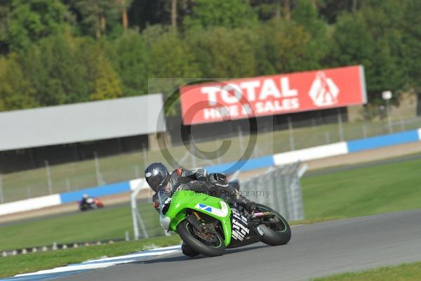 Motorcycle action photographs;Trackday digital images;donington;donington park leicestershire;donington photographs;event digital images;eventdigitalimages;no limits trackday;peter wileman photography;trackday;trackday photos