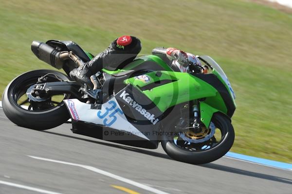 Motorcycle action photographs;Trackday digital images;donington;donington park leicestershire;donington photographs;event digital images;eventdigitalimages;no limits trackday;peter wileman photography;trackday;trackday photos