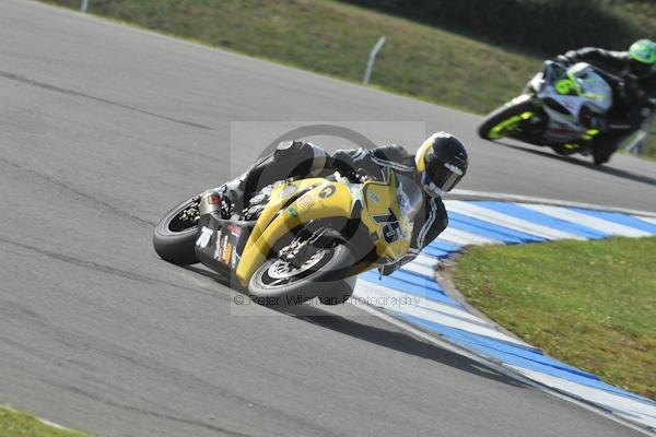 Motorcycle action photographs;Trackday digital images;donington;donington park leicestershire;donington photographs;event digital images;eventdigitalimages;no limits trackday;peter wileman photography;trackday;trackday photos