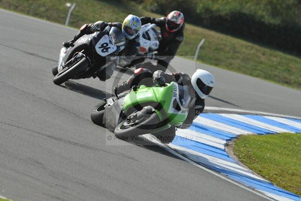 Motorcycle action photographs;Trackday digital images;donington;donington park leicestershire;donington photographs;event digital images;eventdigitalimages;no limits trackday;peter wileman photography;trackday;trackday photos