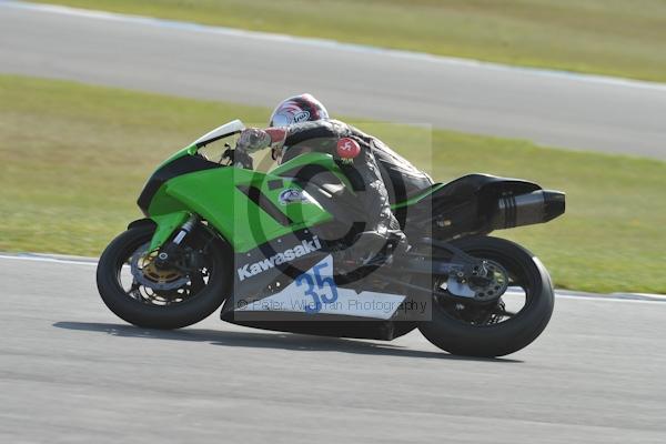 Motorcycle action photographs;Trackday digital images;donington;donington park leicestershire;donington photographs;event digital images;eventdigitalimages;no limits trackday;peter wileman photography;trackday;trackday photos