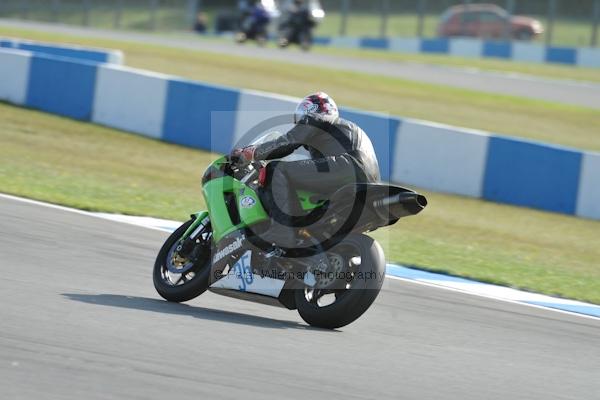 Motorcycle action photographs;Trackday digital images;donington;donington park leicestershire;donington photographs;event digital images;eventdigitalimages;no limits trackday;peter wileman photography;trackday;trackday photos