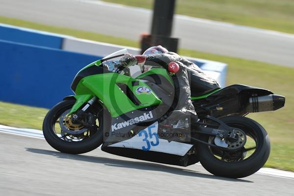 Motorcycle action photographs;Trackday digital images;donington;donington park leicestershire;donington photographs;event digital images;eventdigitalimages;no limits trackday;peter wileman photography;trackday;trackday photos