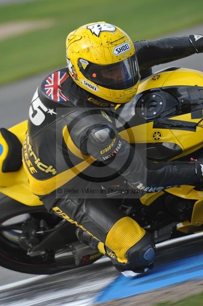 Motorcycle action photographs;Trackday digital images;donington;donington park leicestershire;donington photographs;event digital images;eventdigitalimages;no limits trackday;peter wileman photography;trackday;trackday photos