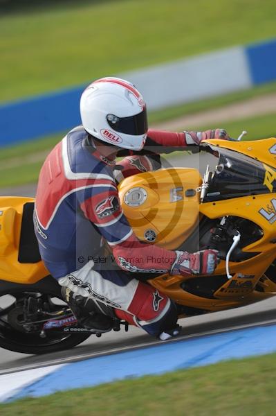 Motorcycle action photographs;Trackday digital images;donington;donington park leicestershire;donington photographs;event digital images;eventdigitalimages;no limits trackday;peter wileman photography;trackday;trackday photos