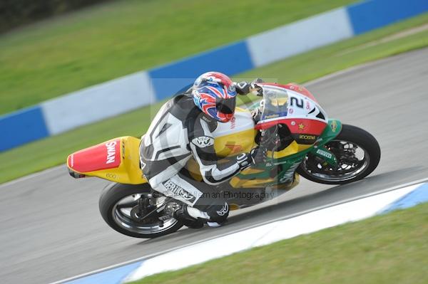 Motorcycle action photographs;Trackday digital images;donington;donington park leicestershire;donington photographs;event digital images;eventdigitalimages;no limits trackday;peter wileman photography;trackday;trackday photos