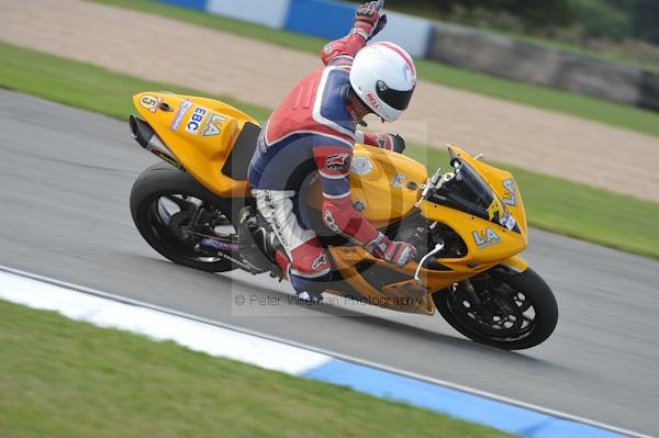 Motorcycle action photographs;Trackday digital images;donington;donington park leicestershire;donington photographs;event digital images;eventdigitalimages;no limits trackday;peter wileman photography;trackday;trackday photos