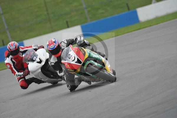 Motorcycle action photographs;Trackday digital images;donington;donington park leicestershire;donington photographs;event digital images;eventdigitalimages;no limits trackday;peter wileman photography;trackday;trackday photos
