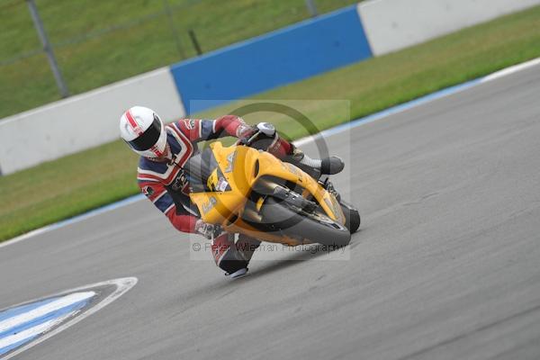 Motorcycle action photographs;Trackday digital images;donington;donington park leicestershire;donington photographs;event digital images;eventdigitalimages;no limits trackday;peter wileman photography;trackday;trackday photos