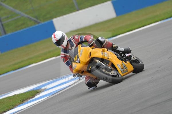 Motorcycle action photographs;Trackday digital images;donington;donington park leicestershire;donington photographs;event digital images;eventdigitalimages;no limits trackday;peter wileman photography;trackday;trackday photos