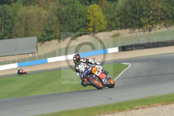 Motorcycle action photographs;Trackday digital images;donington;donington park leicestershire;donington photographs;event digital images;eventdigitalimages;no limits trackday;peter wileman photography;trackday;trackday photos