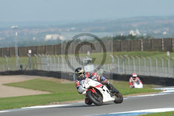 Motorcycle action photographs;Trackday digital images;donington;donington park leicestershire;donington photographs;event digital images;eventdigitalimages;no limits trackday;peter wileman photography;trackday;trackday photos