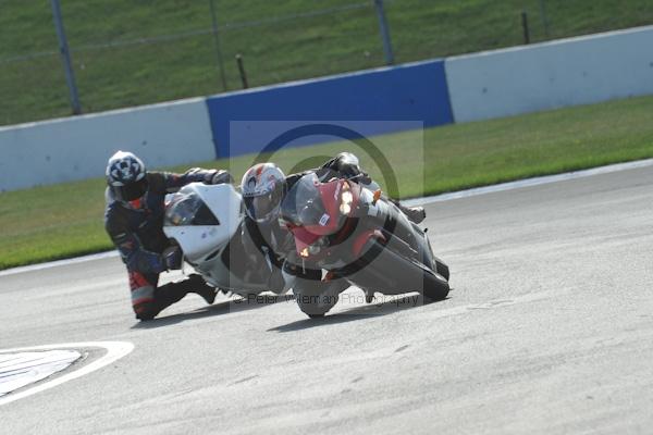 Motorcycle action photographs;Trackday digital images;donington;donington park leicestershire;donington photographs;event digital images;eventdigitalimages;no limits trackday;peter wileman photography;trackday;trackday photos