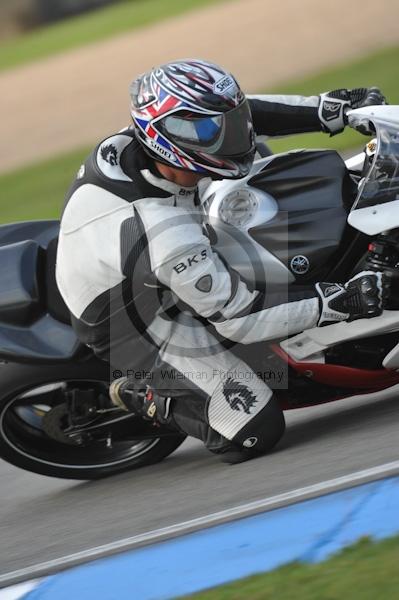 Motorcycle action photographs;Trackday digital images;donington;donington park leicestershire;donington photographs;event digital images;eventdigitalimages;no limits trackday;peter wileman photography;trackday;trackday photos