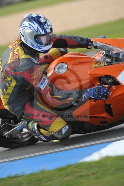 Motorcycle action photographs;Trackday digital images;donington;donington park leicestershire;donington photographs;event digital images;eventdigitalimages;no limits trackday;peter wileman photography;trackday;trackday photos