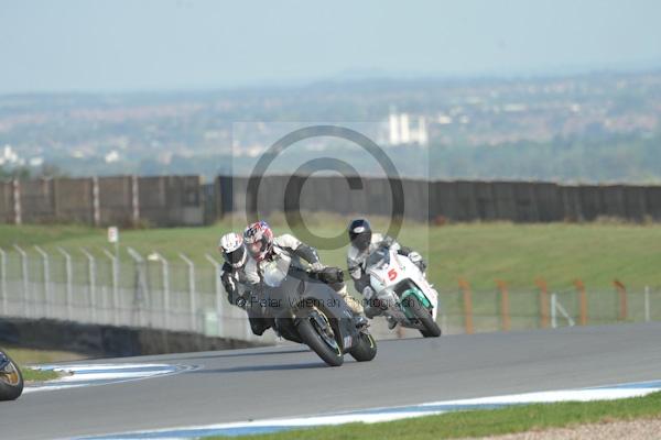 Motorcycle action photographs;Trackday digital images;donington;donington park leicestershire;donington photographs;event digital images;eventdigitalimages;no limits trackday;peter wileman photography;trackday;trackday photos