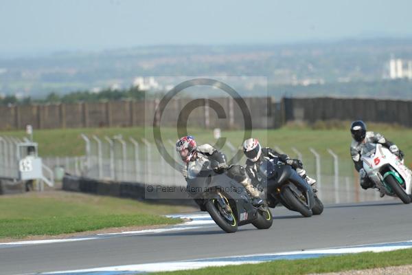 Motorcycle action photographs;Trackday digital images;donington;donington park leicestershire;donington photographs;event digital images;eventdigitalimages;no limits trackday;peter wileman photography;trackday;trackday photos