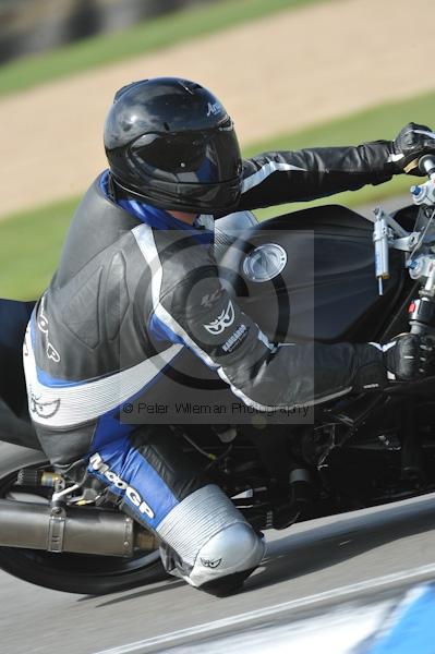Motorcycle action photographs;Trackday digital images;donington;donington park leicestershire;donington photographs;event digital images;eventdigitalimages;no limits trackday;peter wileman photography;trackday;trackday photos