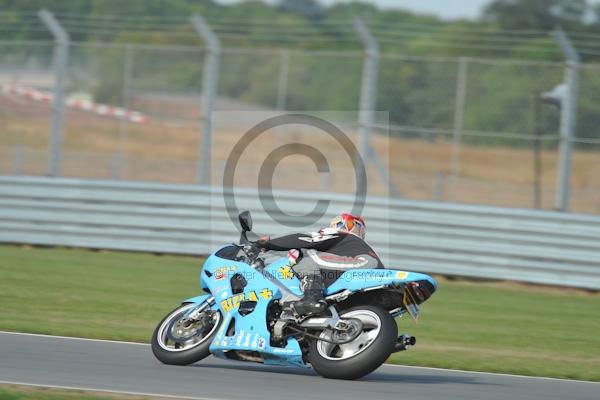 Motorcycle action photographs;Trackday digital images;donington;donington park leicestershire;donington photographs;event digital images;eventdigitalimages;no limits trackday;peter wileman photography;trackday;trackday photos