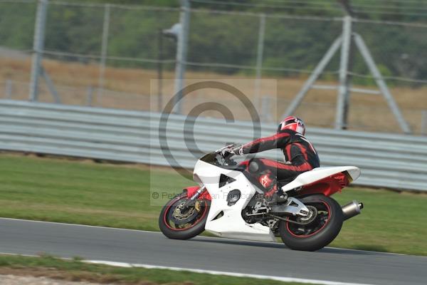 Motorcycle action photographs;Trackday digital images;donington;donington park leicestershire;donington photographs;event digital images;eventdigitalimages;no limits trackday;peter wileman photography;trackday;trackday photos