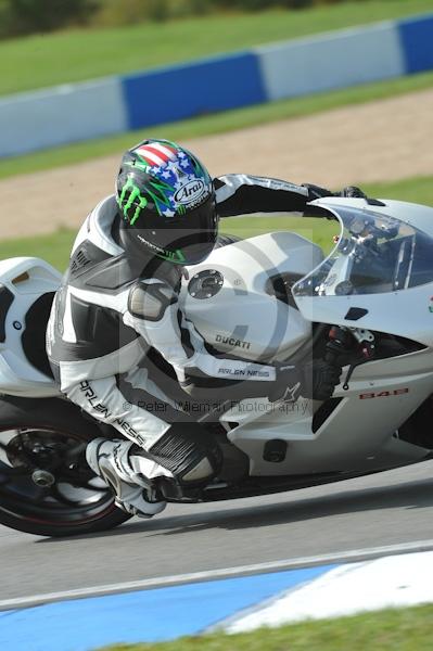 Motorcycle action photographs;Trackday digital images;donington;donington park leicestershire;donington photographs;event digital images;eventdigitalimages;no limits trackday;peter wileman photography;trackday;trackday photos