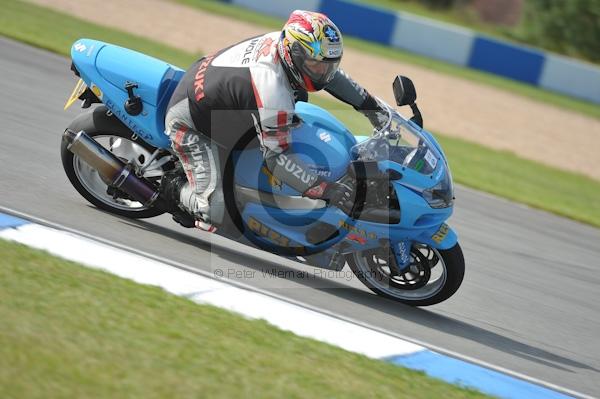 Motorcycle action photographs;Trackday digital images;donington;donington park leicestershire;donington photographs;event digital images;eventdigitalimages;no limits trackday;peter wileman photography;trackday;trackday photos