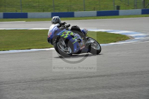 Motorcycle action photographs;Trackday digital images;donington;donington park leicestershire;donington photographs;event digital images;eventdigitalimages;no limits trackday;peter wileman photography;trackday;trackday photos