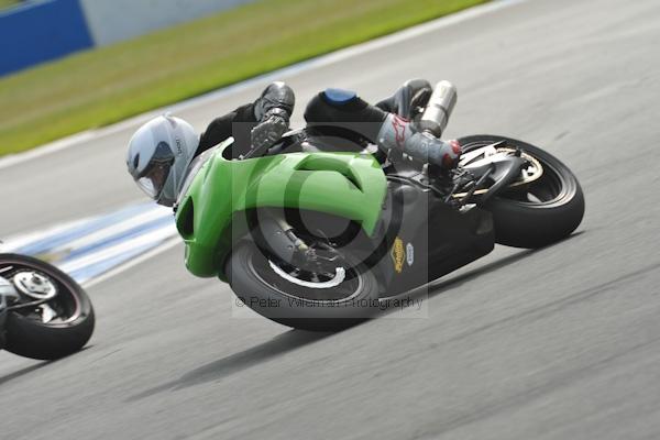 Motorcycle action photographs;Trackday digital images;donington;donington park leicestershire;donington photographs;event digital images;eventdigitalimages;no limits trackday;peter wileman photography;trackday;trackday photos