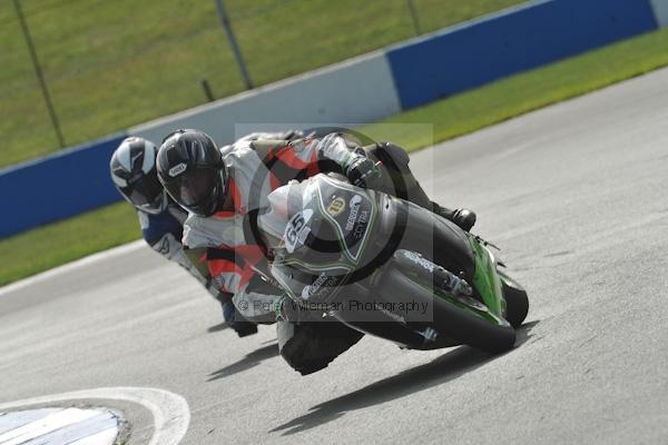 Motorcycle action photographs;Trackday digital images;donington;donington park leicestershire;donington photographs;event digital images;eventdigitalimages;no limits trackday;peter wileman photography;trackday;trackday photos