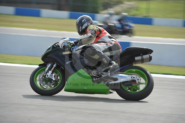 Motorcycle action photographs;Trackday digital images;donington;donington park leicestershire;donington photographs;event digital images;eventdigitalimages;no limits trackday;peter wileman photography;trackday;trackday photos