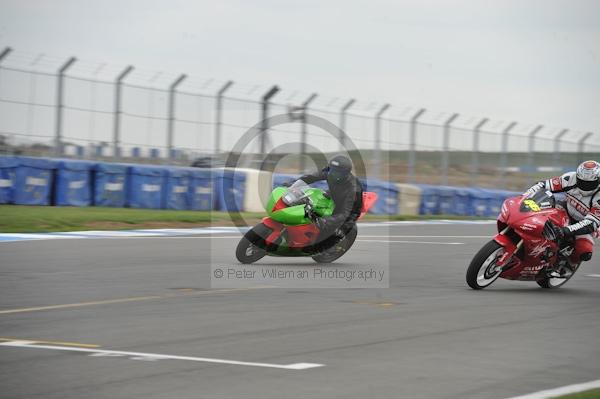 Motorcycle action photographs;Trackday digital images;donington;donington park leicestershire;donington photographs;event digital images;eventdigitalimages;no limits trackday;peter wileman photography;trackday;trackday photos